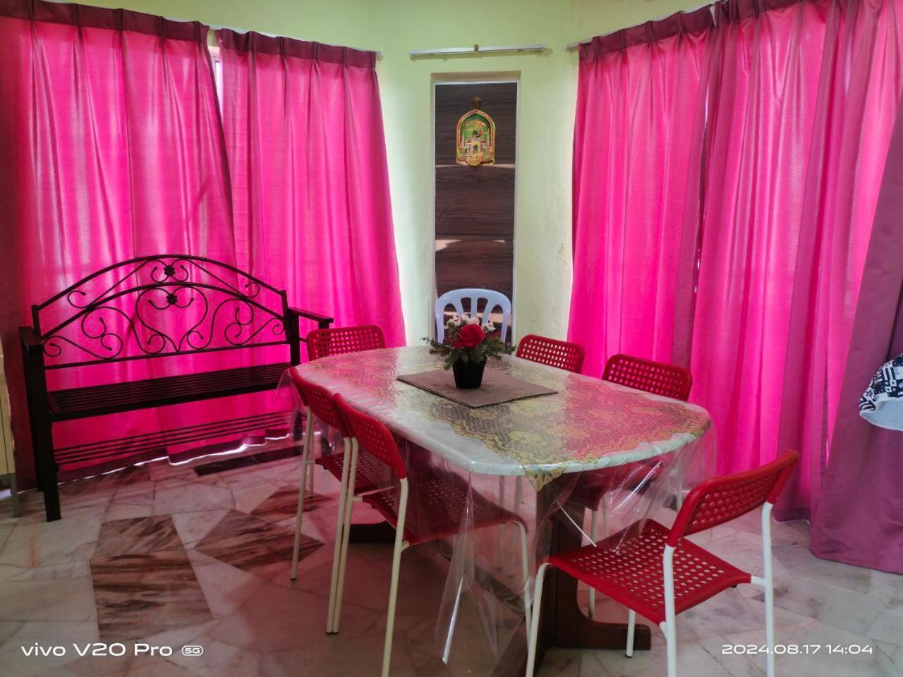 Gharoda PD Homestay Port Dickson Luaran gambar